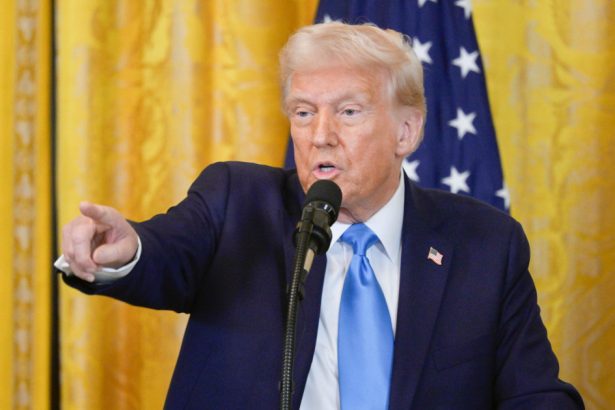 donald trump va semna un ordin executiv prin care va elimina nebunia transgenderilor din competitiile feminine 67a334b4f38f2