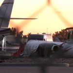doua avioane s au ciocnit pe pista unui aeroport din arizona un om a murit si 3 sunt raniti 67aafe2da5db5