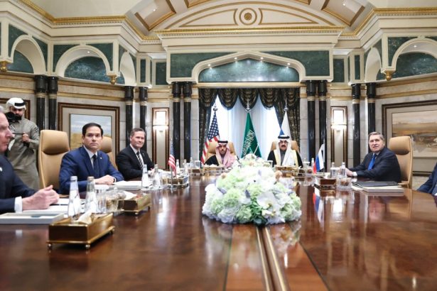 dupa summitul sua rusia de la riad cele doua mari puteri planuiesc a doua intalnire cand vor avea loc noi discutii 67b9ac1deb464