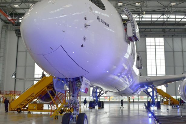 efecte ale tarifelor lui trump producatorul francez de avioane airbus vrea sa prioritizeze livrarile catre clientii din afara sua 67b884a1278b1