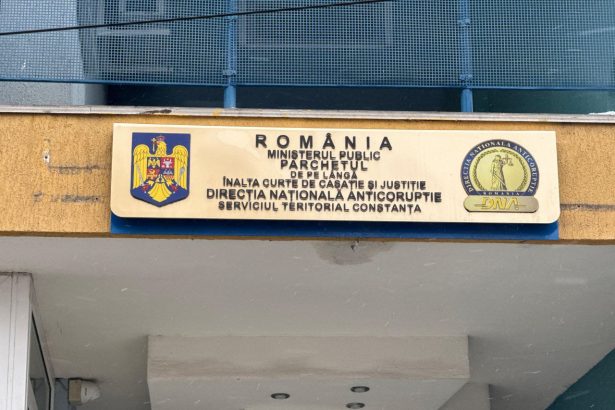 exclusiv surse detalii din ancheta dna in portul agigea presupusa mita era data in zile fixe iar banii ar fi fost bagati intr un sertar 67baa722d37ab