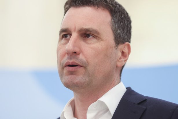 exclusiv tanczos statul sa fie mai ferm in colectarea taxelor cand nu intervine la timp o companie se poate ascunde dupa legea insolventei 679fe7a4ab596