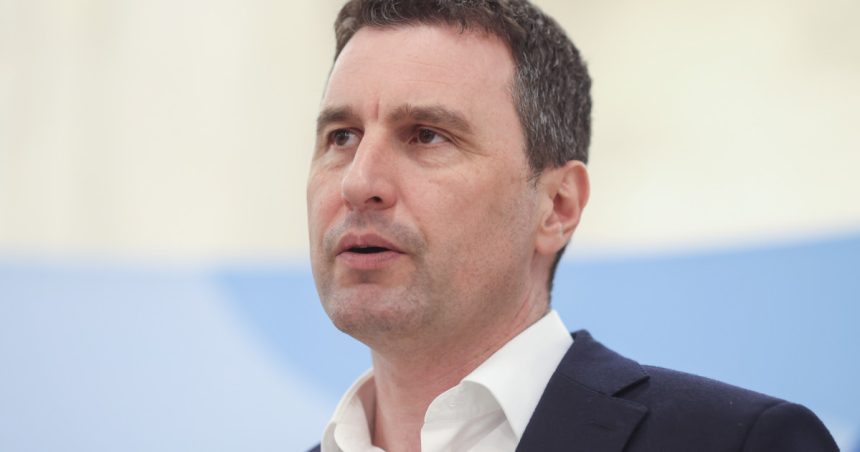 exclusiv tanczos statul sa fie mai ferm in colectarea taxelor cand nu intervine la timp o companie se poate ascunde dupa legea insolventei 679fe7a4ab596