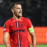 fcsb de neoprit si fara olaru doi colosi ai fotbalului romanesc explica secretul inlocuirii capitanului 67b2dc25cdc28