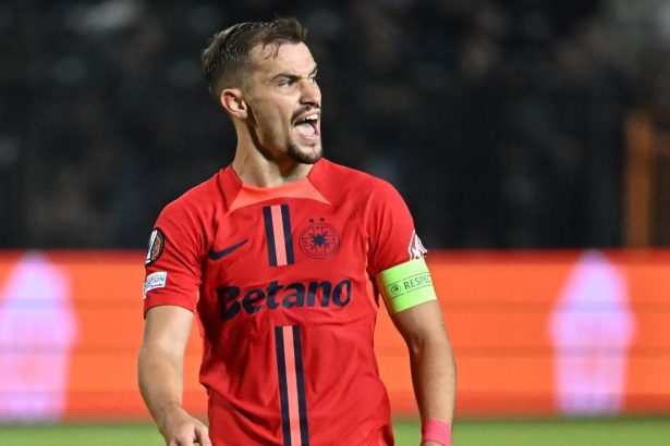 fcsb de neoprit si fara olaru doi colosi ai fotbalului romanesc explica secretul inlocuirii capitanului 67b2dc25cdc28