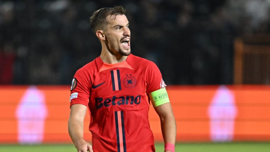 fcsb de neoprit si fara olaru doi colosi ai fotbalului romanesc explica secretul inlocuirii capitanului 67b2dc25cdc28