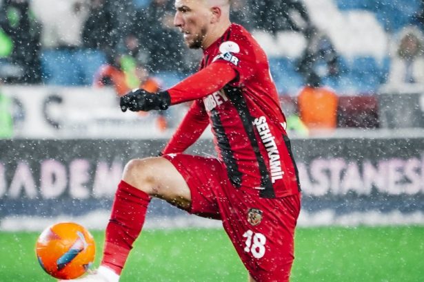foto alex maxim pasa de gol gaziantep a fost zdrobita de fenerbahce scor 1 4 in cupa turciei 67c08284bdcdd