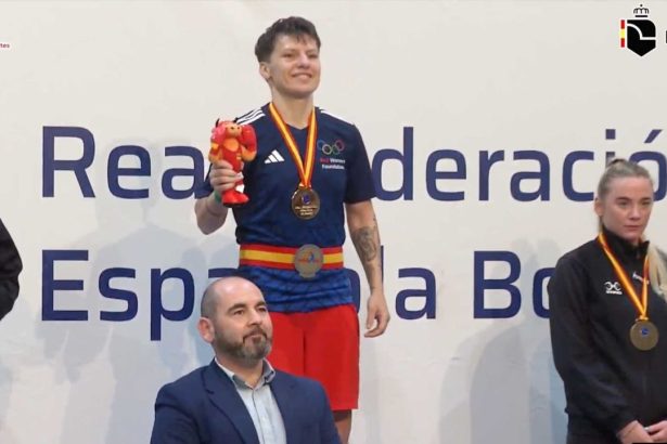 foto aur pentru romania lacramioara perijoc a iesit pe primul loc la turneul boxam elite 67a6faf6f2850