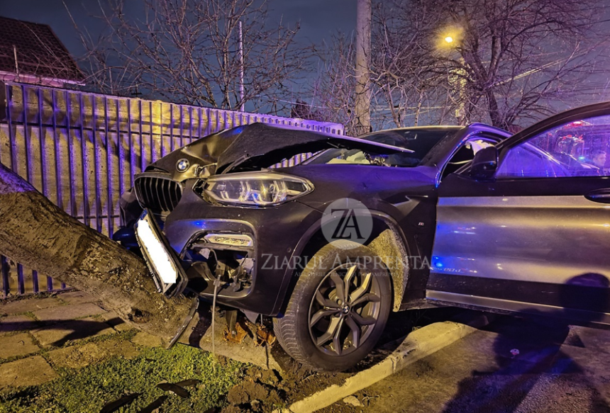Constanța: BMW distrus de un șofer care avea permisul auto de câteva luni 1 foto constanta bmw facut praf de un sofer care avea permisul auto de cateva luni 679e677170a0a