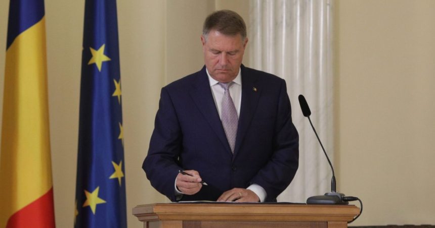 Cum arată demisia lui Iohannis. Documentul a fost transmis Parlamentului. 1 foto cum arata demisia lui iohannis documentul a fost transmis parlamentului 67aa2d40484a3