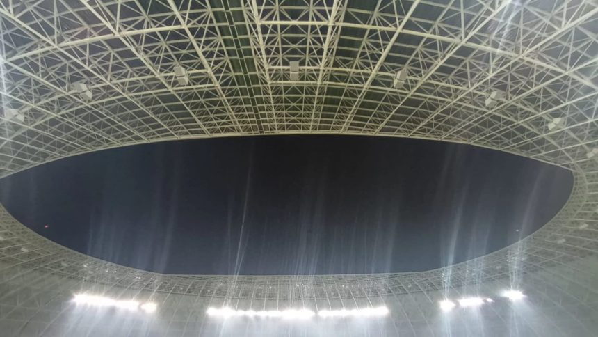 Cântă greierii pe "Ion Oblemenco"! Câți suporteri sunt prezenți la „finala” pentru play-off FCU Craiova - FC Argeș 1 foto exclusiv canta greierii pe ion oblemenco cati suporteri sunt prezenti la finala pentru play off fcu craiova fc arg 67be06635fa25