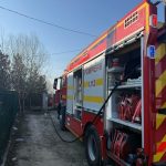 foto incendiu la o locuinta in judetul tulcea mai multe echipaje de pompieri au intervenit la fata locului 67adfa36d65cf