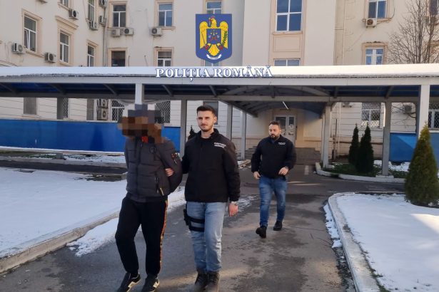 foto retea de hoti destructurata patru persoane retinute pentru furturi in constanta navodari si tuzla 67b5ea3eca764