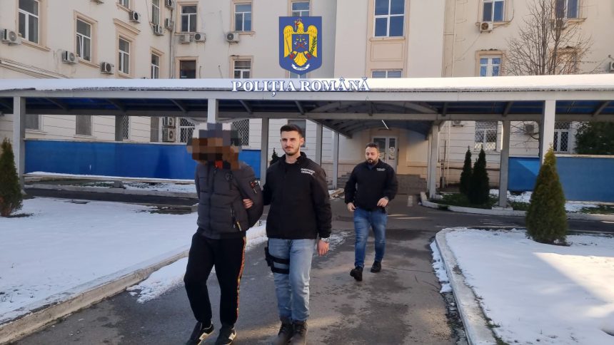 foto retea de hoti destructurata patru persoane retinute pentru furturi in constanta navodari si tuzla 67b5ea3eca764