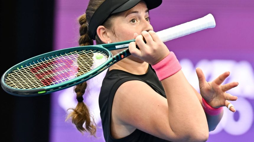 foto si video jelena ostapenko si a amintit de victoria cu simona halep ce a putut sa declare la doha dupa un meci mare 67ace2afab1c9