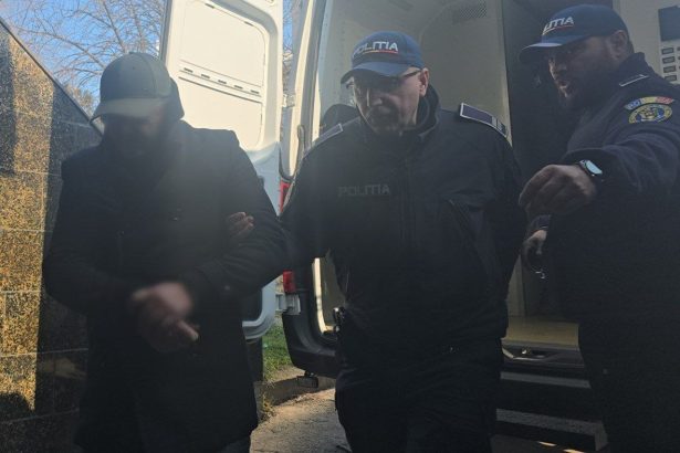 foto video marius sponoche managerul spitalului cernavoda a ajuns la tribunalul constanta este acuzat de luare de mita 67ac88f957b45
