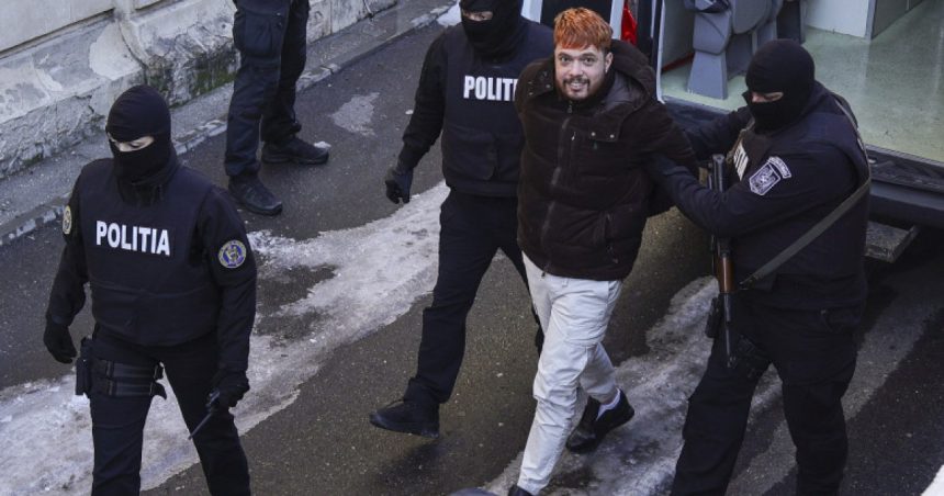 Fugarul francez prins la București venise în România pentru intervenții estetice, dorind să-și schimbe înfățișarea. 1 fugarul francez prins la bucuresti venise in romania sa si faca operatii estetice pentru a si schimba infatisarea 67bc47f967fa4
