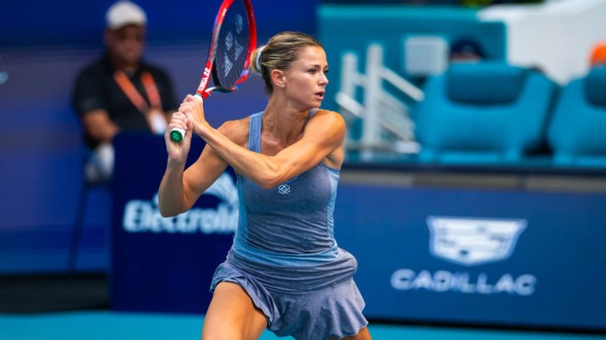 Camila Giorgi s-a întors în tenis, după ce a devenit model pentru creatorii de lenjerie intimă. 1 galerie foto frumoasa camila giorgi s a intors in tenis dupa ce devenise model pentru creatorii de lenjerie intima 67ac920b03311