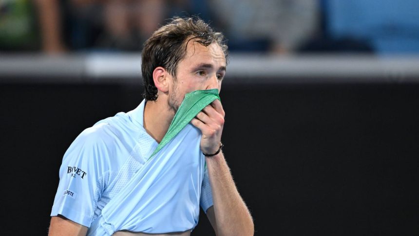 galerie foto medvedev ironizeaza wada si spera ca halep sa ramana exceptia iar sinner un precedent 67b73a1da388f