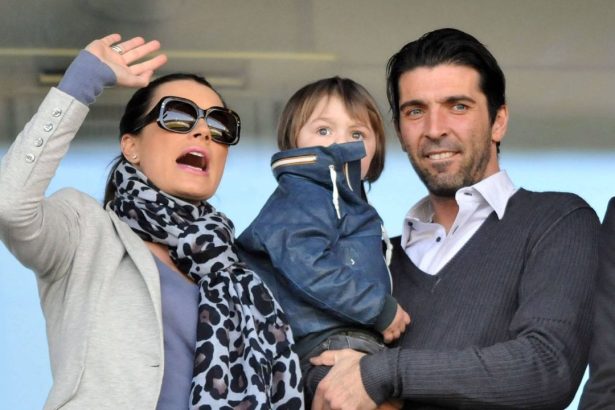 galerie foto reactia lui gianluigi buffon dupa ce fiul sau a ales sa joace la nationala cehiei 67bdf4c89c5a1