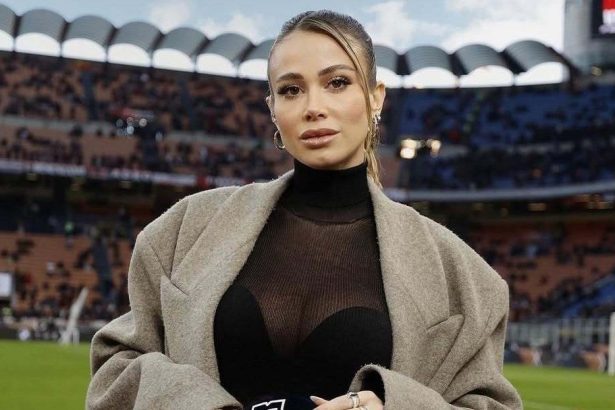 galerie foto toate privirile au fost atintite asupra ei cum a aparut diletta leotta direct pe teren la ac milan inter 67a0c616c1e2f