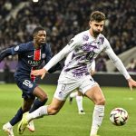 galerie foto umit akdag din nou titular contra lui psg cum il descrie presa franceza pe internationalul roman 67b1873105878