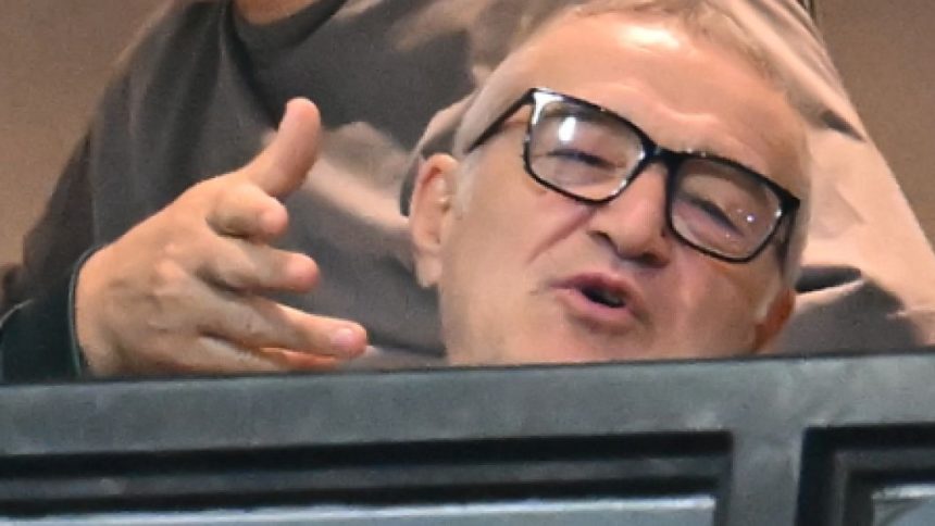 gigi becali a negociat cu dinamo in ultima zi de mercato transferul a picat brusc 67ab7543e6862