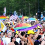Guvernul lui Orban afirmă că parada Budapest Pride ar trebui să aibă loc „într-un spațiu închis” pentru a proteja copiii 2 guvernul lui orban sustine ca parada budapest pride ar trebui organizata intr un spatiu inchis pentru a proteja copiii 67bf6d2f4d003