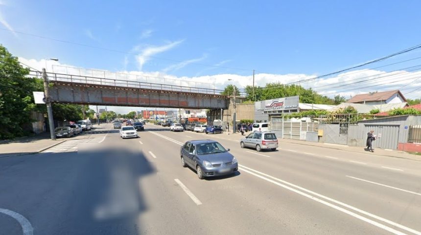 iata imaginea ce intampina oamenii care intra in constanta cand va fi reabilitat podul de cai ferate butelii ce traverseaza bulevardul i c bratianu 67a5deb9c3868