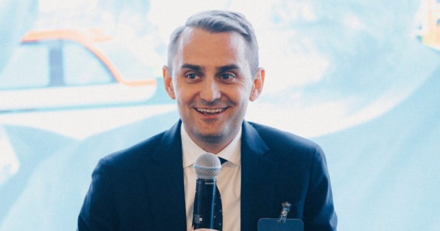 Ilie Bolojan l-a numit pe city managerul din Oradea consilier prezidențial. Cine este Mihai Jurca? 1 ilie bolojan l a numit pe city managerul din oradea in functia de consilier prezidential cine este mihai jurca 67beeaeadaa9d