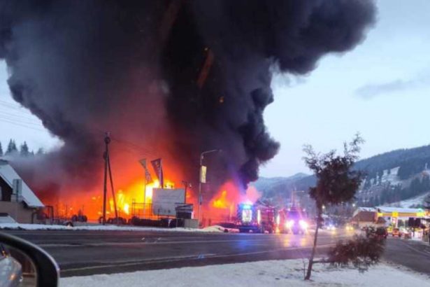 incendiu puternic la un depozit de cauciucuri in suceava a fost emis un mesaj ro alert 67a1c712bb9d6