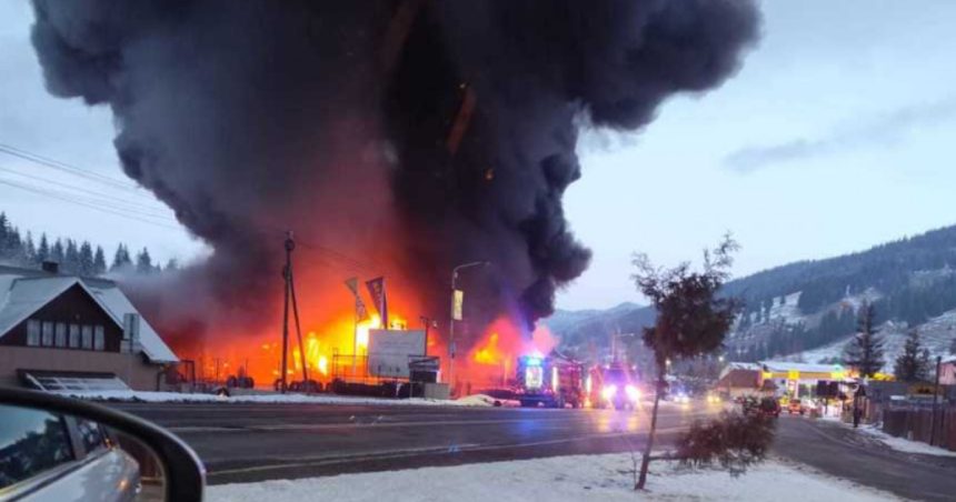 incendiu puternic la un depozit de cauciucuri in suceava a fost emis un mesaj ro alert 67a1c712bb9d6