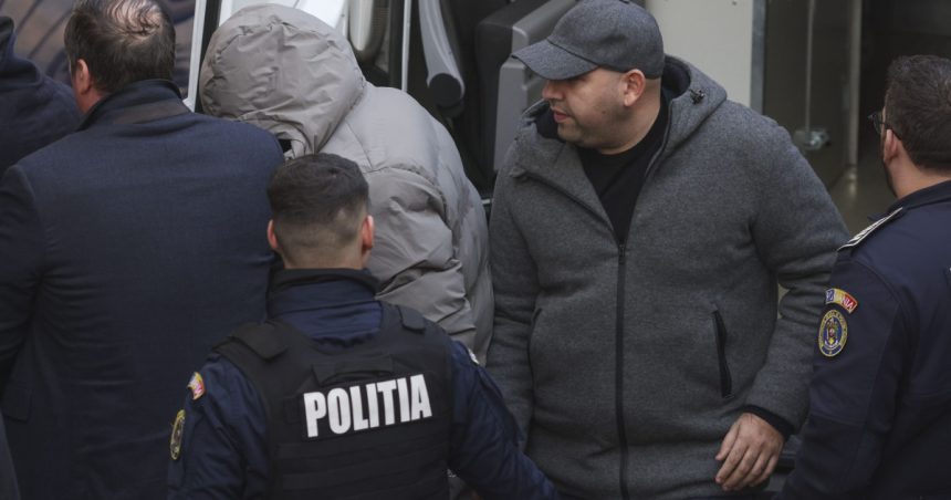 Inspectorii ANAF care au efectuat controale la firmele Nordis au ascuns neregulile. Vladimir Ciorbă, amenințări și intimidări (referat DIICOT) 1 inspectorii anaf care au controlat firmele nordis au ascuns neregulile vladimir ciorba amenintari si intimidari referat diicot 67a342d22c6bf