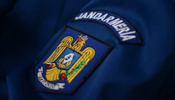 jandarm pus sub control judiciar ar fi primit bani de la administratorul unei sali de jocuri pentru a i oferi informatii despre controale 67adb04e285cf