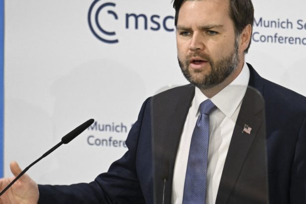 jd vance il avertizeaza pe zelenski sa nu l mai vorbeasca de rau pe trump este un mod groaznic de a trata cu aceasta administratie 67b655aa3c319