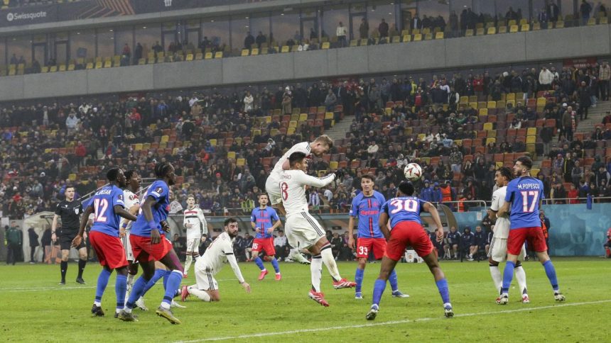 la nici o luna de la meciul cu fcsb a venit vestea e out de la united 67b63cfa618b5