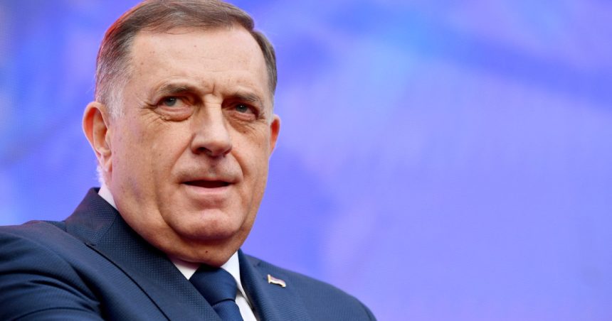 Liderul sârbilor bosniaci, Milorad Dodik, condamnat la un an de închisoare pentru sfidarea deciziilor internaționale 1 liderul sarbilor bosniaci milorad dodik condamnat la un an de inchisoare pentru sfidarea unor decizii internationale 67bf1c72249bd