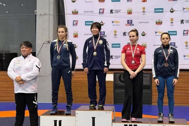 luptatoarea de la csm constanta alexandra voiculescu pe podium in bulgaria 67b064433391e
