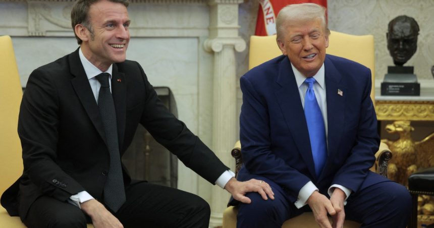 Macron îl întrerupe pe Trump pentru a-l contrazice referitor la asistența europeană acordată Ucrainei: „Am plătit 60%” 1 macron il intrerupe pe trump pentru a l contrazice cu privire la asistenta acordata de europa ucrainei am platit 60 67bccd8fd1944
