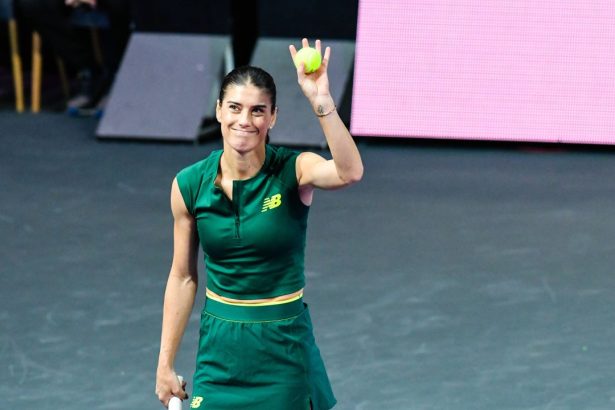 magnifica sorana cirstea a pulverizat a 11 a jucatoare a lumii si s a ales cu un cec urias la dubai 67b310ecf2d7d