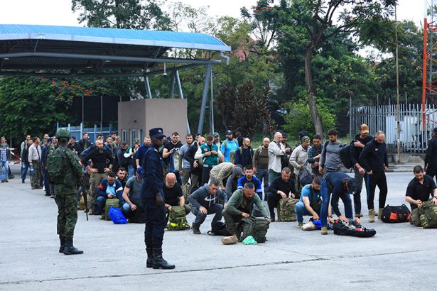 mapn intervine in cazul scandalului generat de cazul horatiu potra analizeaza implicarea militarilor romani in activitati de mercenariat 67c072a18cf00