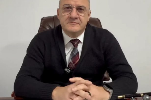 marius sponoche managerul spitalului din cernavoda retinut de dna pentru o mita de 15 000 de euro a fost prins in flagrant 67ab9bffbb8c0