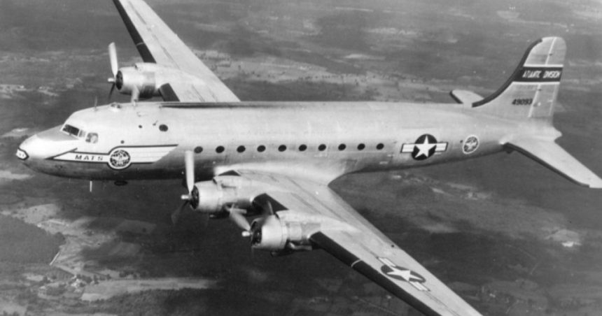 misterul avionului cu 44 de oameni la bord care a disparut fara urma in canada alte trei avioane s au prabusit in timpul cautarilor 67a055ca5acab