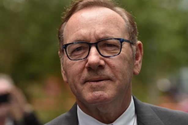 noi acuzatii de abuzuri sexuale impotriva lui kevin spacey controversatul actor a fost dat in judecata la londra 67ada12d4e406