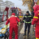 o femeie a fost lovita de un autoturism pe strada stefan cel mare din mangalia 67b4a6b870246