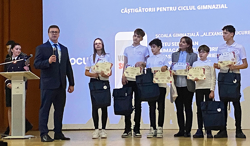 O școală gimnazială din Tulcea a câștigat locul I la Concursul național Tăcerea e tot violență 1 o scoala gimnaziala din tulcea a obtinut locul i la concursul national tacerea e tot violenta 679f3df2a4d35