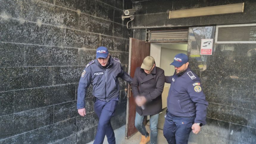 Oficial de la IPJ Constanța: Marius Sponoche, fostul șef al Spitalului Cernavodă, arestat preventiv într-un caz de mită 1 oficial de la ipj constanta marius sponoche fostul sef al spitalului cernavoda arestat preventiv intr un dosar de mita 67c087b8d99ab