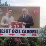 oficial mesut ozil in conducerea partidului lui recep tayyip erdogan cariera la nationala incheiata dupa afisarea cu controversatul politician 67bc3d5221b06