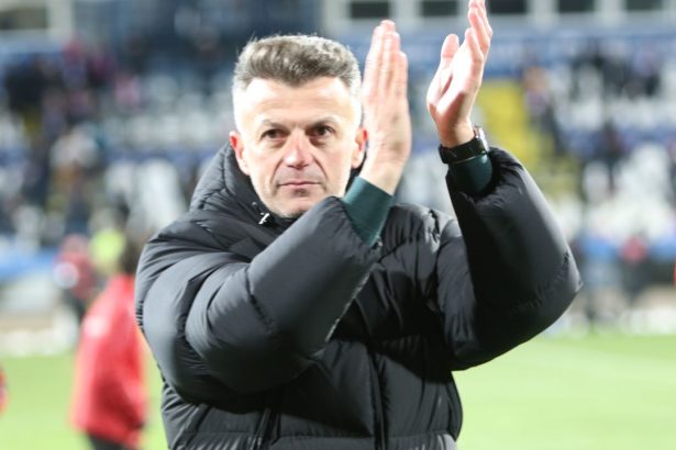 oficial otelul a anuntat transferul atacantului trecut pe la real valladolid cand ajunge la galati 67a9eedc46cc6
