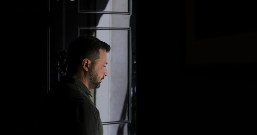 Parlamentul ucrainean exclude alegerile prezidențiale în timp de război și adoptă o rezoluție ca reacție la Trump și Putin 1 parlamentul ucrainean exclude alegerile prezidentiale in timp de razboi si adopta o rezolutie ca reactie impotriva lui trump si putin 67bdb20abc70f